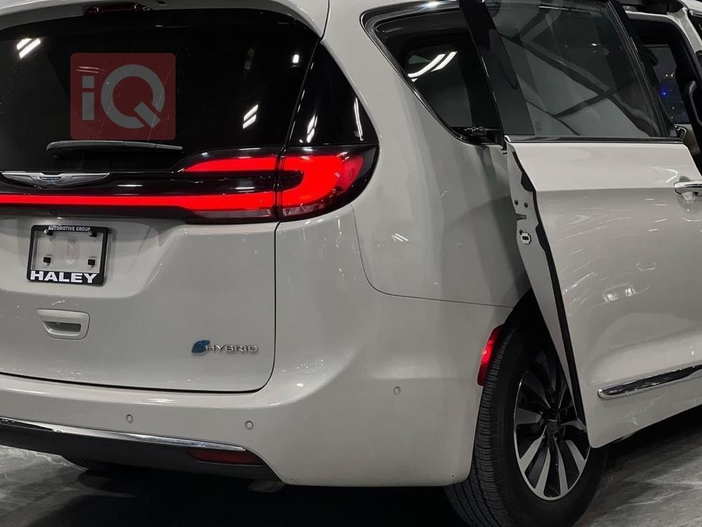 Chrysler Pacifica